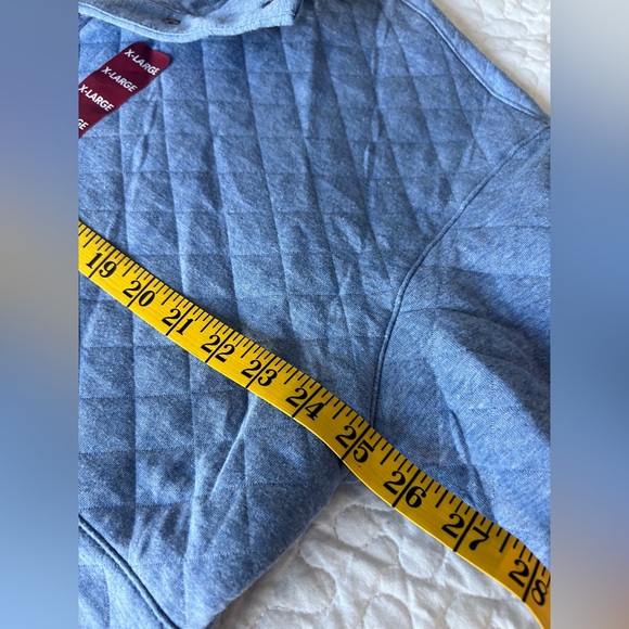 Eddie Bauer Women’s Blue Quilted Swearshirt - Picture 4 of 12